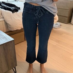 FRAME Le Crop Mini Boot Jeans